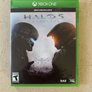 Xbox One - Halo 5 Guardians - Green Case